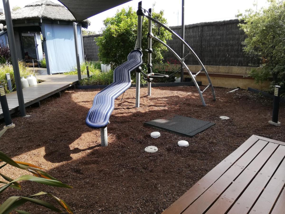 Dunsborough Apartments & Suites Buitenkant foto
