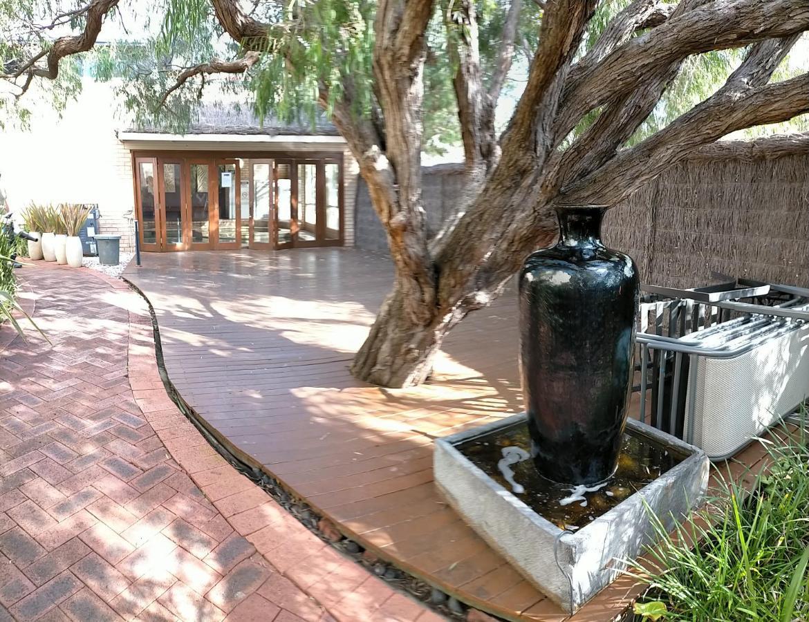 Dunsborough Apartments & Suites Buitenkant foto